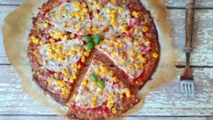 Karfiol alapú pizza, karfiolpizza, lisztmentes pizza diétás receptje