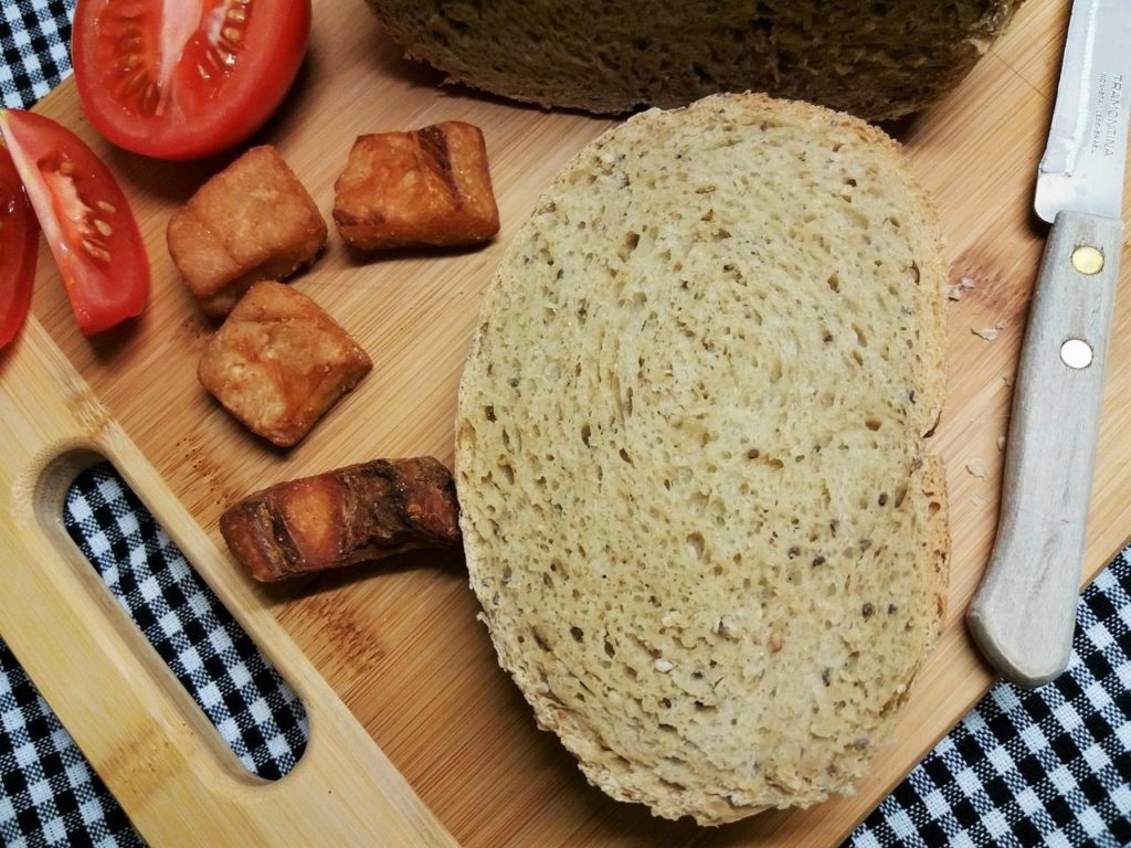 Szénhidrátcsökkentett kenyér kenyérsütőben